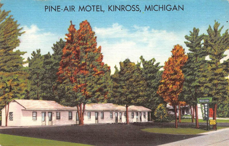 Pine-Air Grocery and Total Gas (Pine-Air Motel) - Vintage Postcard (newer photo)
